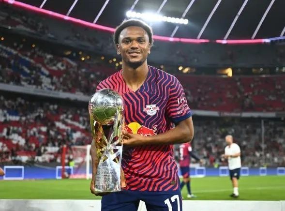 曼联战术调整完美击败RB莱比锡晋级的简单介绍